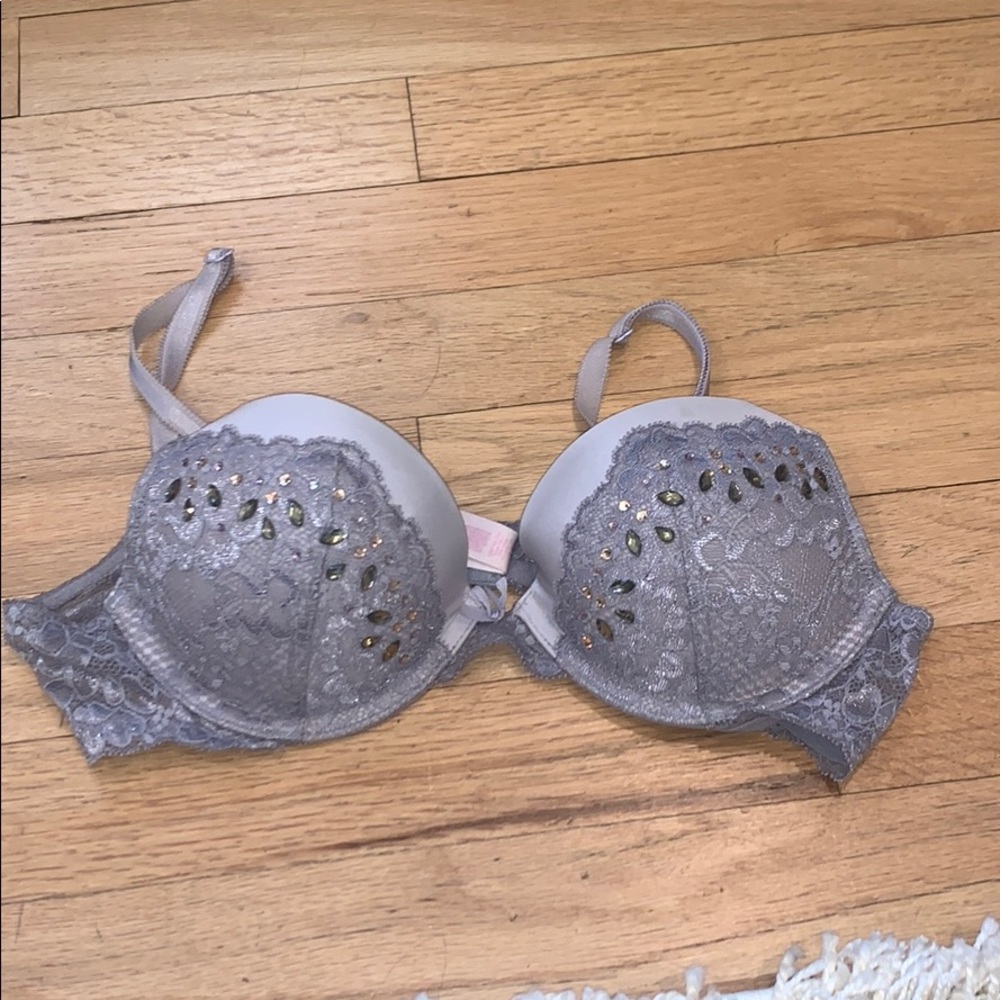 Victoria’s Secret Push-up bra
